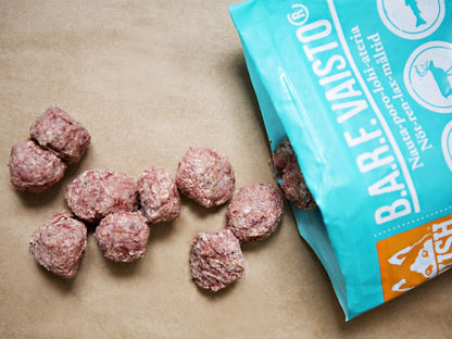 Frozen complete feed of beef, reindeer, and salmon | puppy
